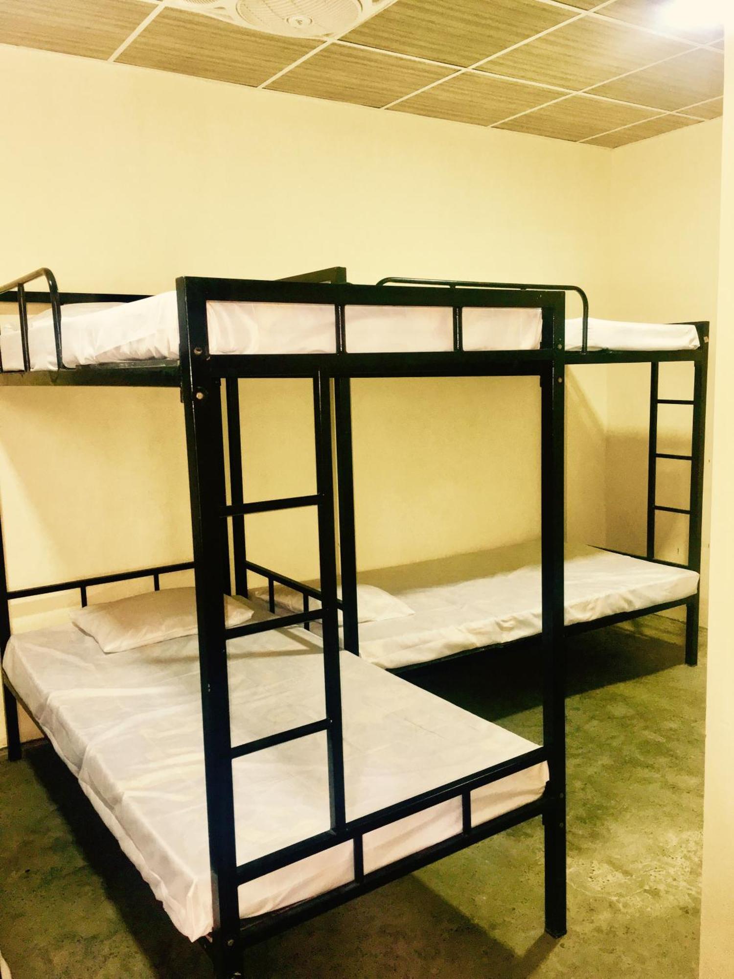 J Hostel Kandy Buitenkant foto