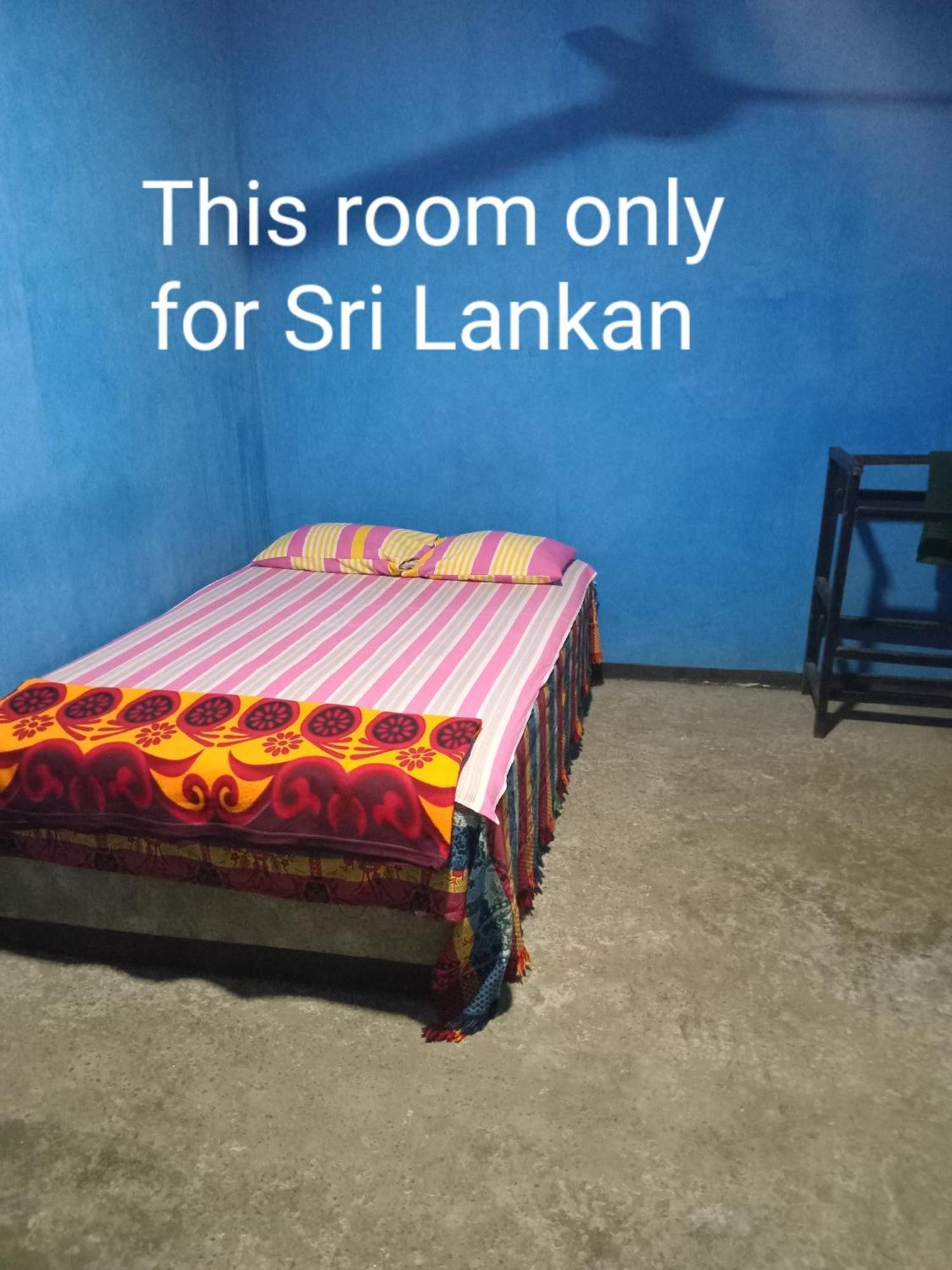 J Hostel Kandy Buitenkant foto