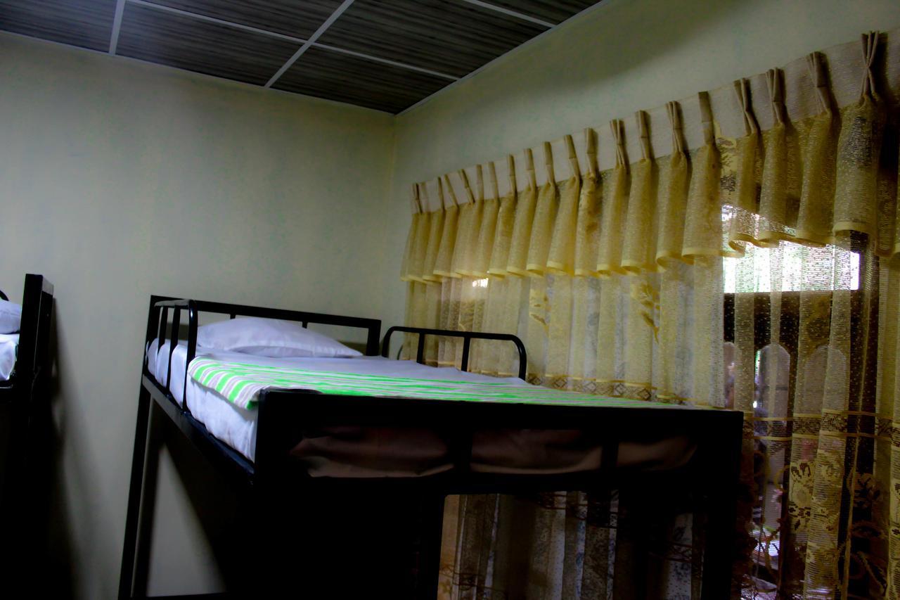 J Hostel Kandy Buitenkant foto